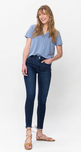 Judy Blue Midrise Classic Crinkle Ankle Skinny