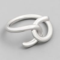 Loose Twist Knot Ring