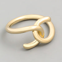 Loose Twist Knot Ring