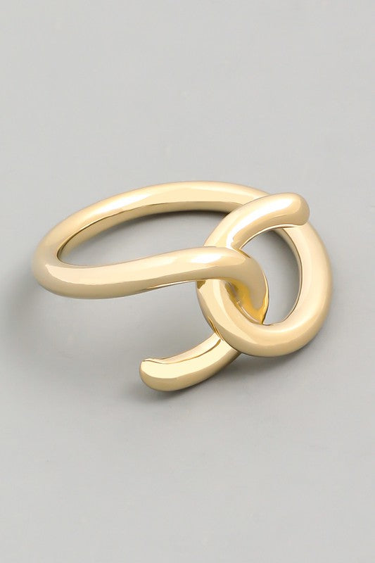 Loose Twist Knot Ring