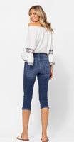 Judy Blue Mid Rise Capri