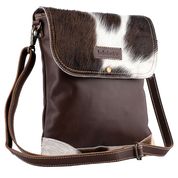 
              Elprine Leather Bag
            