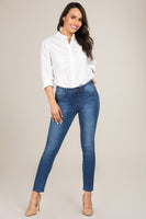 
              Wannabettabutt Petite Skinny Jean
            