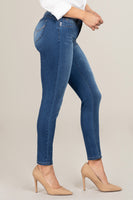 
              Wannabettabutt Petite Skinny Jean
            