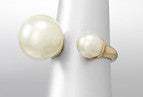 
              Pearl Ring
            