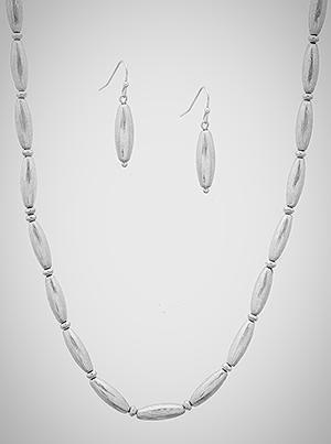 Geometric Shape Metal Beads Necklace Set